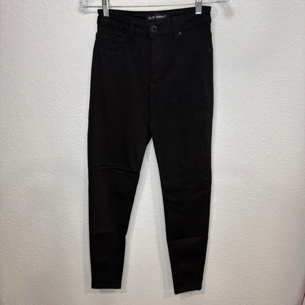 Sport-savvy Women's Black Jeans